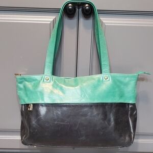 HOBO THE ORIGINAL TOTE BAG Two Tone Color Of Cow Leather ⚜️💚💙⚜️